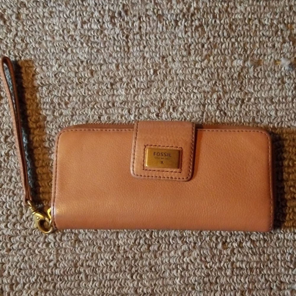 Fossil wallet